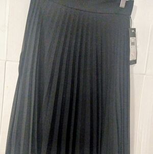 JS Boutique Black Accordion Pleated Sheer Chiffon Satin Tie Full Gored Skirt Siz